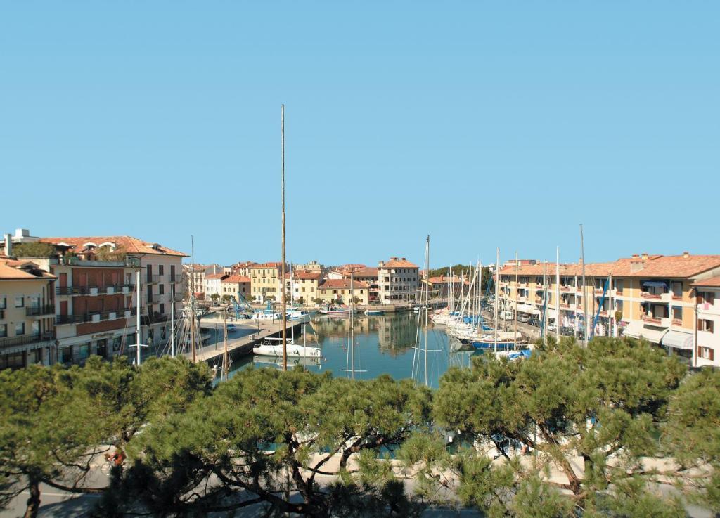 Hotel Metropole Grado Extérieur photo